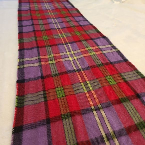 Scarf - Picture 5 of 9